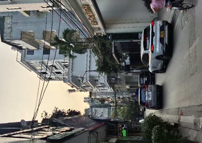 Cần bán nhà phố Kim Mã Thượng,  Ba Đình,  Ô Tô đỗ trước cửa,  46m2,  4 tầng,  7 Tỷ