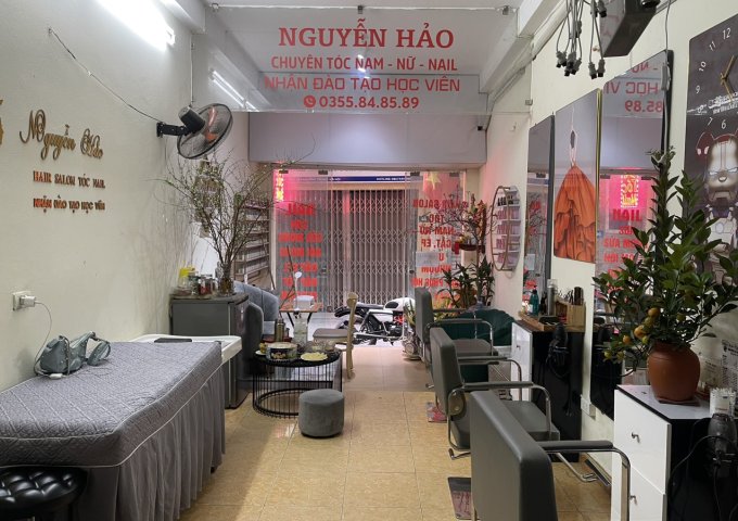 CHÍNH CHỦ CẦN SANG NHƯỢNG QUÁN TÓC VÀ NAIL Địa chỉ: Số 83 ngõ 211, Khương Trung, Thanh Xuân, Hà Nội