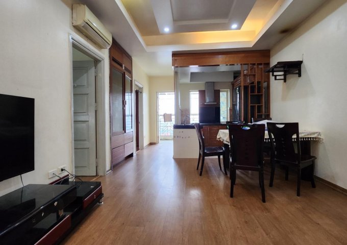 Chính chủ cần bán căn hộ E3B Vũ Phạm Hàm, Yên Hòa, Cầu Giấy, Hà Nội