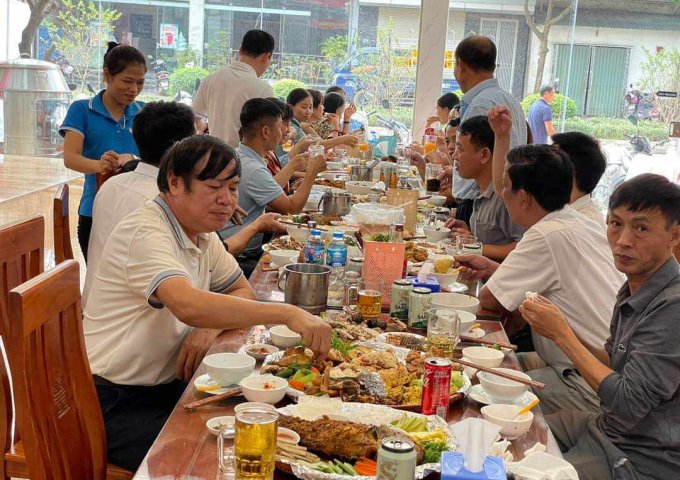 SANG NHƯỢNG MẶT BẰNG KINH DOANH Địa chỉ: 277 Đồng Cam Liên Quan Thạch Thất, Hà Nội