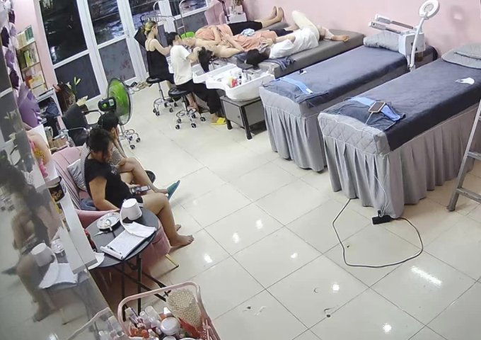 Sang nhượng cửa hàng spa Kiot dưới chân chung cư  Địa điểm : Kđt Thanh Hà - Hà Đông - Nà Nội