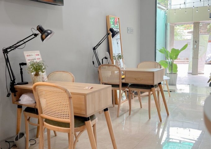 Cần sang nhượng salon nail, mi, gội tâm huyết tại Thủ Đức, TPHCM