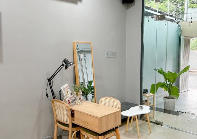 Cần sang nhượng salon nail, mi, gội tâm huyết tại Thủ Đức, TPHCM