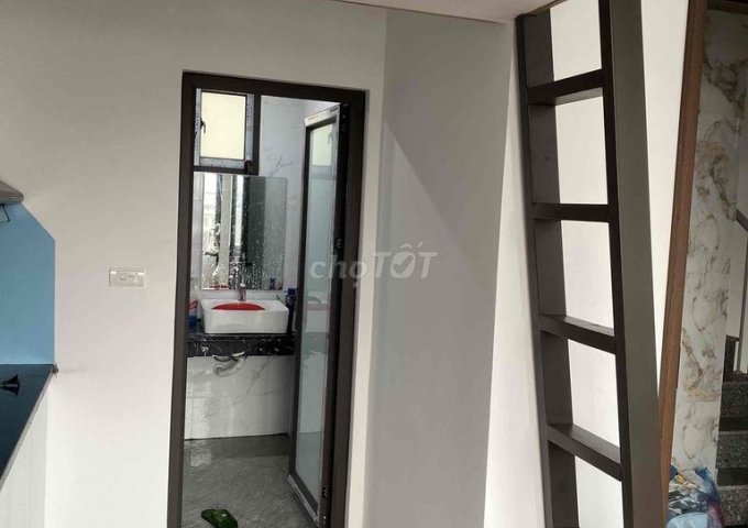 Chính chủ cho thuê CCMini tại Phan Đình Giót, đầy đủ nội thất, nhà mới xây.