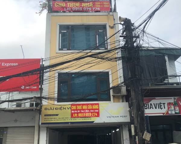 Cho thuê MBKD tầng 1, nhà mặt đường số 39 Hồng Hà, Q.Ba Đình