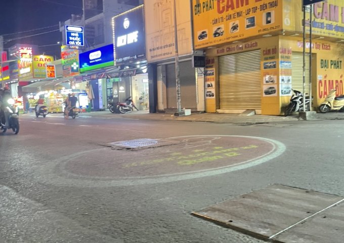 Bán mặt tiền kinh doanh Nguyễn Ảnh Thủ 4x30m nhỉnh 8 tỷ