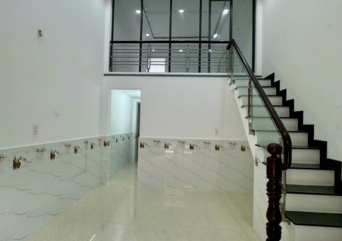 Nhà hẻm Liên Khu 4-5,Bình Hưng Hòa B dt 40m2 1 lầu 2pn 2wc giá 3ty200