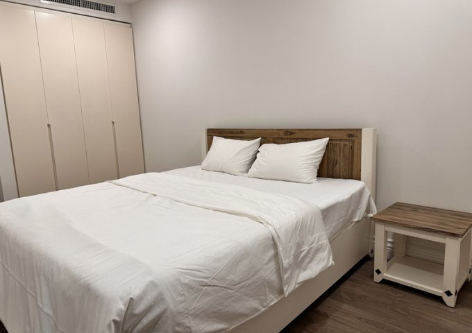 Cho thuê căn hộ cao cấp tòa Hoàng Thành Tower, Mai Hắc Đế.