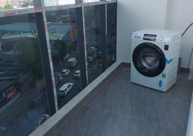 Chính chủ cần cho thuê căn hộ lầu 5 full nội thất tại 530A XVNT, P.25