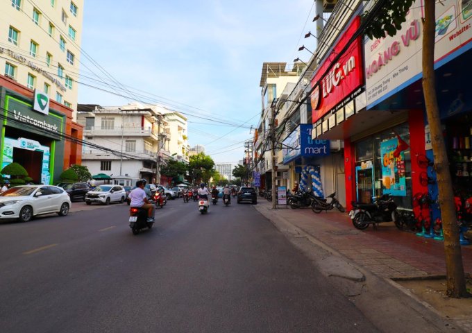 Bán nhà mặt tiền đường Quang Trung - TP. Nha Trang