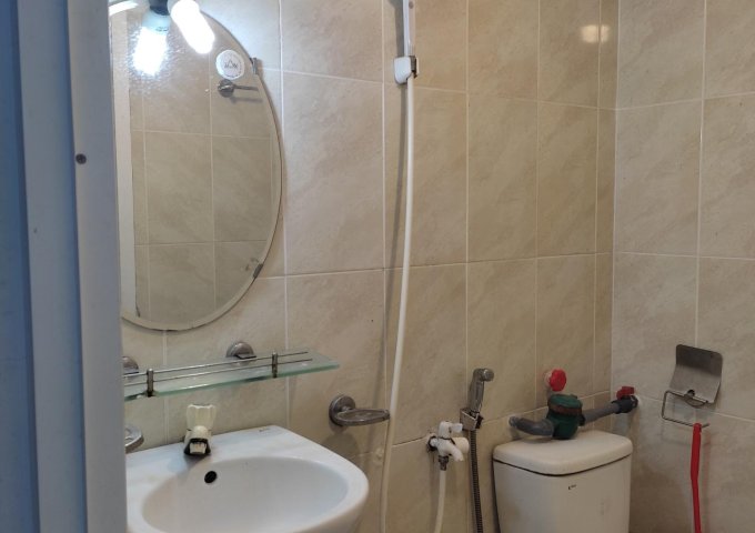 Cho thuê phòng trọ gần sân bay Tân Sơn Nhất, diện tích 26m2