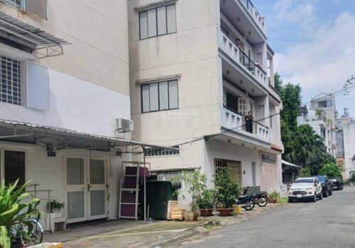 Cho thuê nhà nguyên căn làm văn phòng kinh doanh online và ở tại hẻm xe hơi quay đầu 750 đường Nguyễn Kiệm, phường 4, quận Phú Nhuận, Tp HCM.