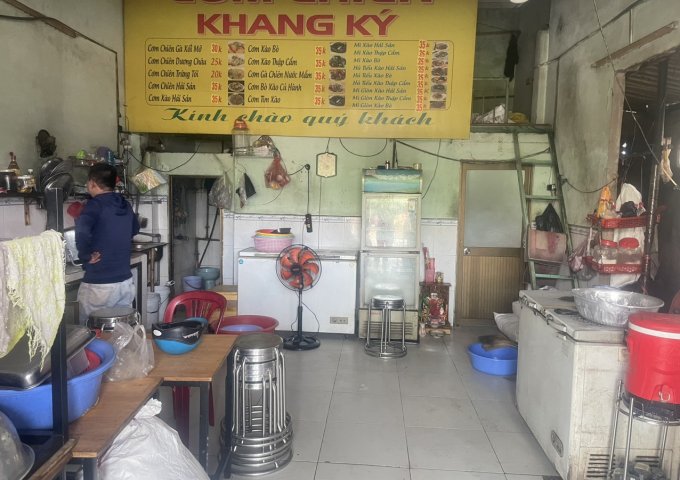 Cần sang nhượng mb quán cơm gà xối mỡ Đường Nguyễn du khu phố Bình Đáng, Bình Hòa, Thuận An, Bình Dương