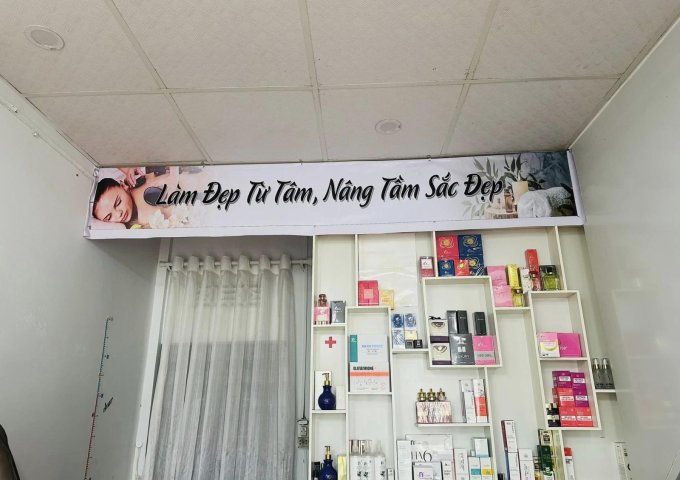 CẦN SANG GẤP MB ĐANG KINH DOANH TÓC - NAIL - SPA ngay mặt tiền ngô quyền phường 6 nhà nguyên căn