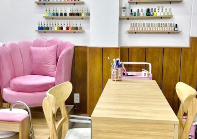 Chính chủ cần sang tiệm spa gồm nail, mi, chăm sóc da, gội đầu