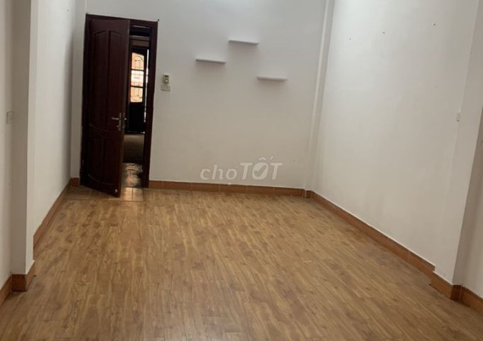 Cho thuê Văn Phòng Riêng Biệt , làm việc độc lập mặt đường Phố Vọng