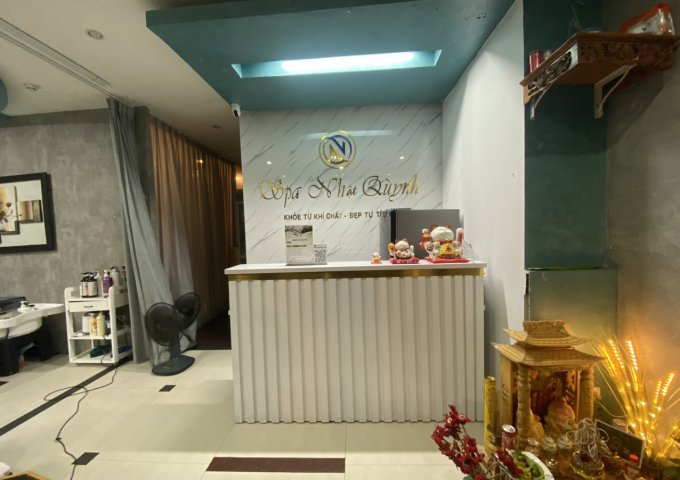 Em có 1 mặt bằng kinh doanh salon&spa cần sang nhượng do chủ mua nhà nên chuyển về nhà làm. Hoặc sang nhượng mặt bằng