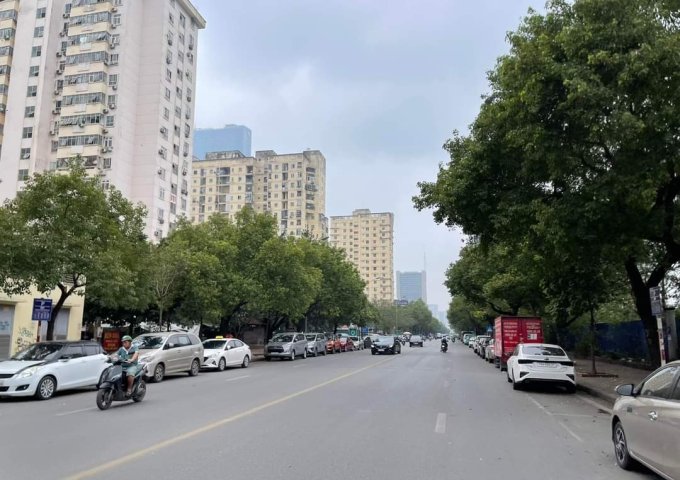 Bán nhà Mặt phố Nguyễn Chánh, Cầu Giấy 62m2*5T*28 tỷ, vỉa hè kinh doanh, DV ô tô dừng đỗ ngày đêm