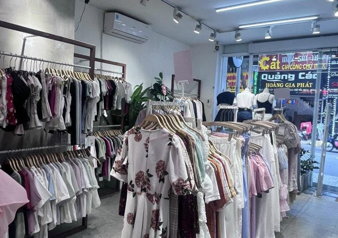 CHÍNH CHỦ CẦN SANG NHƯỢNG SHOP mặt tiền lớn quận Tân Bình, đường Nguyễn Thái Bình.