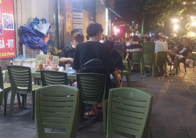 Sang nhượng quán ăn địa điểm đẹp Tại Đống Đa