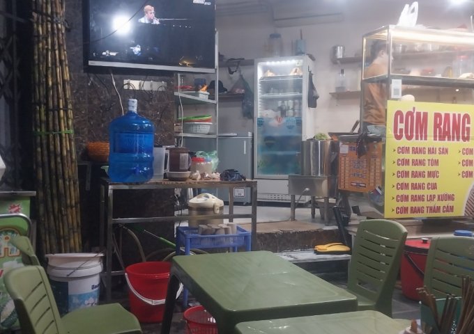 Sang nhượng quán ăn địa điểm đẹp Tại Đống Đa