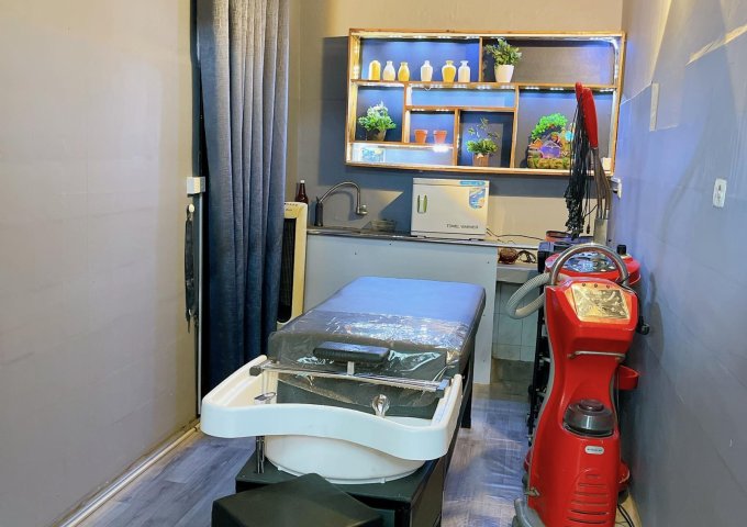 CHÍNH CHỦ CẦN SANG NHƯỢNG TIỆM TÓC TẠI HÀ NỘI   Địa chỉ: số 9 Cảm Hội , Đống Mác