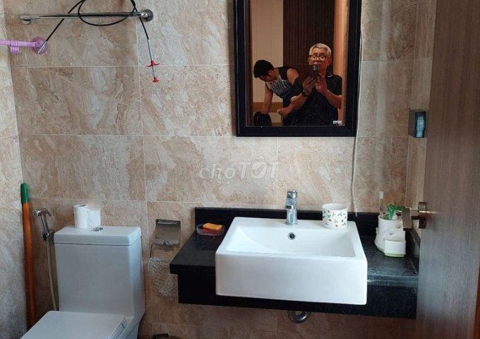 Cho thuê căn góc chung cư Sky Central 176 Đường Định Công, full đồ, có lot ô tô