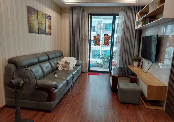 Cho thuê căn góc chung cư Sky Central 176 Đường Định Công, full đồ, có lot ô tô