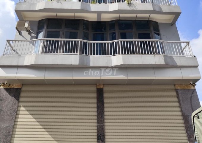 Cho thuê mặt bằng kinh doanh( có thể kèm kho) 500m2( 100m2 x 5 tầng) khu 6.9ha