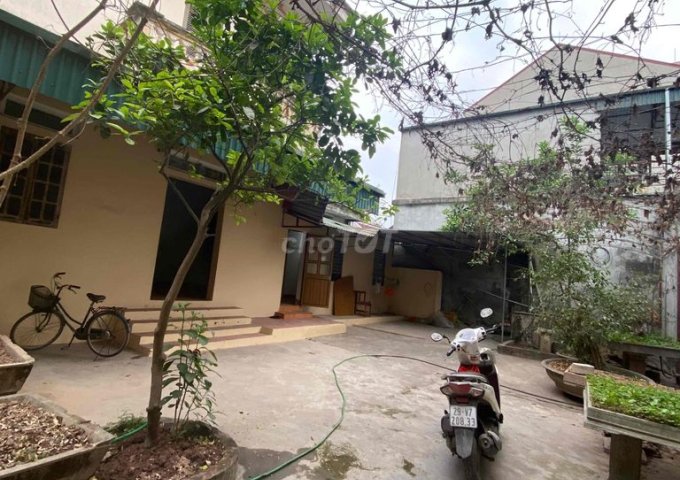 Chính chủ cho thuê nhà nhà 3 tầng có 4 phòng ngủ - Thuỵ Khuê , Xã Sài Sơn, Huyện Quốc Oai, Hà Nội