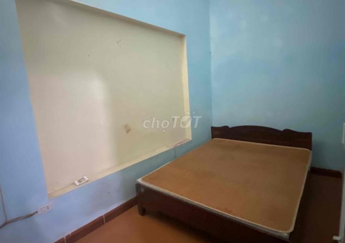 Chính chủ cho thuê nhà nhà 3 tầng có 4 phòng ngủ - Thuỵ Khuê , Xã Sài Sơn, Huyện Quốc Oai, Hà Nội