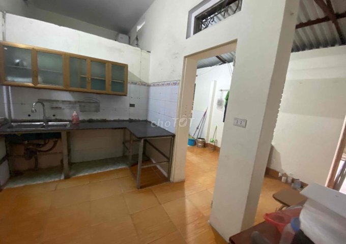 Chính chủ cho thuê nhà nhà 3 tầng có 4 phòng ngủ - Thuỵ Khuê , Xã Sài Sơn, Huyện Quốc Oai, Hà Nội