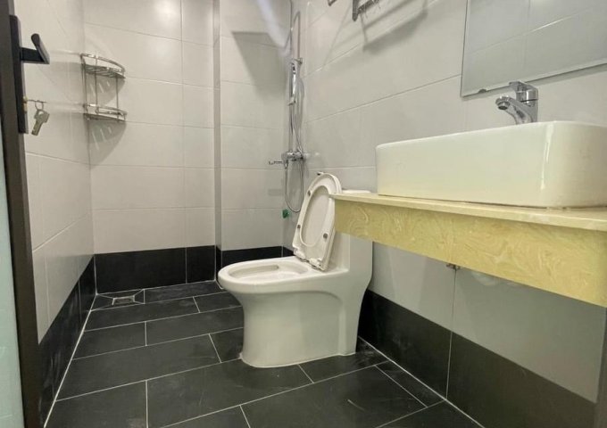 Bán nhà Thanh Xuân ngõ 293 Khuất Duy Tiến, diện tích 50m2; Giá 18,9 tỷ.