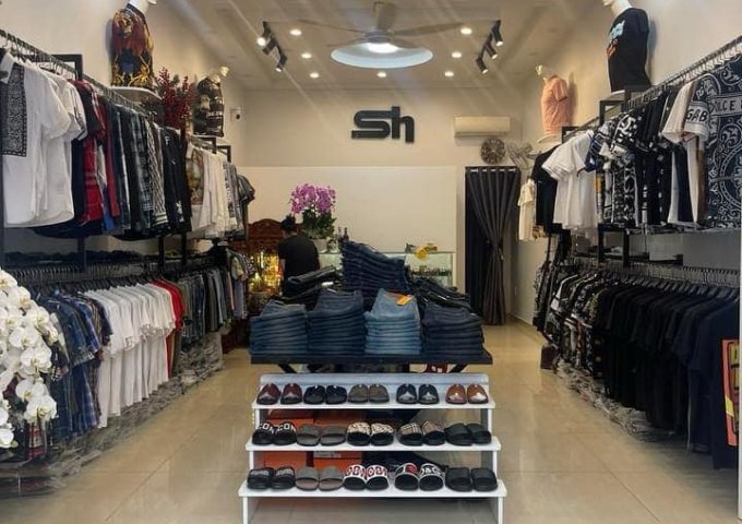 Chuyển hướng kinh doanh nên cần thanh lý toàn bộ cửa hàng hoặc sang nhượng cả cửa hàng shop quần áo nam Quảng Châu