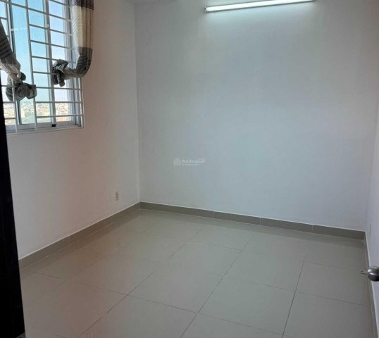Bán CH Belleza , Quận 7, dt:82m2 , 2PN và 2wc , căn góc có ban công , giá :2,350 tỷ .LH0906611859