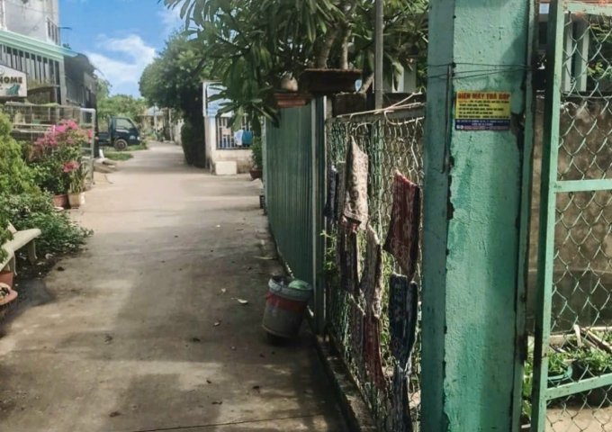 Bán lỗ dãy trọ 4 phòng diện tích 90,3m2 giá 850tr shr full thổ cư trịnh như khuê chợ bình chánh