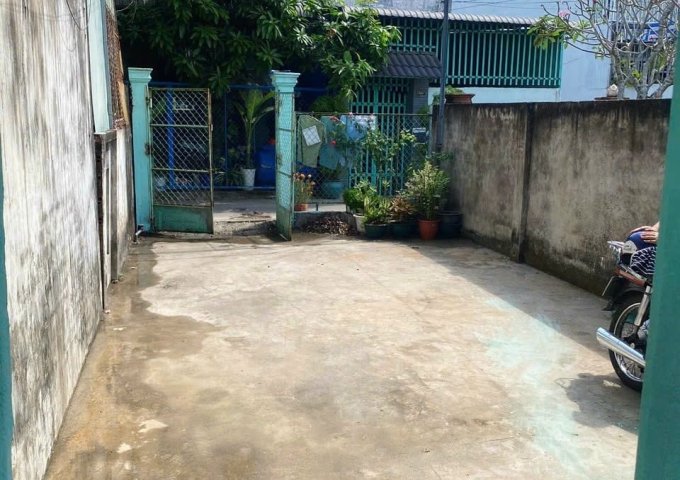 Bán lỗ dãy trọ 4 phòng diện tích 90,3m2 giá 850tr shr full thổ cư trịnh như khuê chợ bình chánh