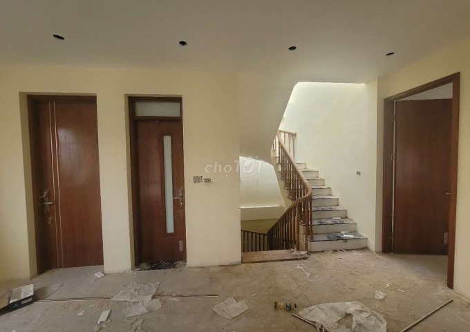 Cho thuê biệt thự mới 3,5 tầng tại KĐT Sunny Garden City, Quốc Oai, Hà Nội