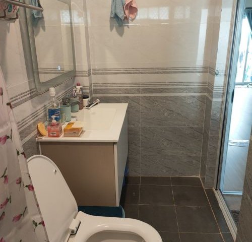 CHÍNH CHỦ CẦN BÁN NHÀ Địa chỉ: Nhà tập thể tầng 3 hẻm 888, đường 30/4, p 11, TP Vũng Tàu