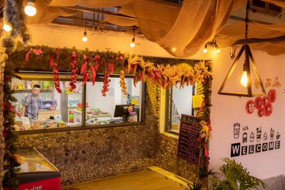 Sang quán cafe rộng 1900m2 + 1300m2 ruộng, view ruộng cao đẹp.