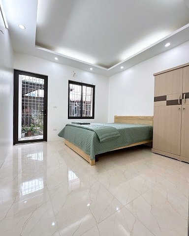 NHÀ ĐẸP - VỊ TRÍ HIẾM - TRUNG TÂM HAI BÀ TRƯNG - HÀ NỘI. 1 CĂN DUY NHẤT 33M2 X 5 TẦNG. BA GÁC PHI TẬN CỬA. CHỦ TẶNG HẾT NỘI THẤT XỊN SÒ. GIÁ MONG MUỐN 5,65TỶ . BAO THUẾ PHÍ SANG TÊN. TL LINH ĐỘNG. ẢNH THẬT 100%