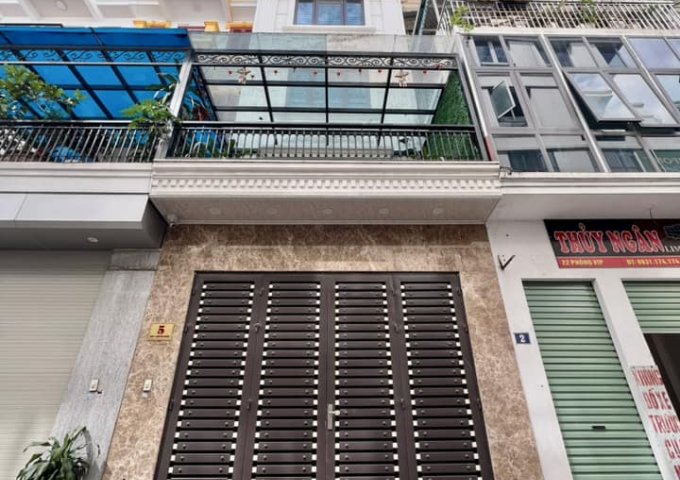 Bán nhà liền kề ngõ 196 Hồ Tùng Mậu, 3 ô tô tránh, vỉa hè, thang máy, 250 triệu/m2