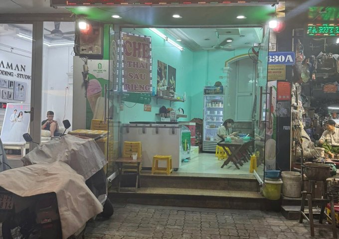 Mình cần sang nhượng Cửa Hàng Kem Tràng Tiền - Chè Sầu Liên, Nước Ép,Sinh Tố…
