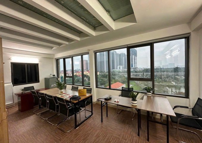 Chính chủ cho thuê 1 Văn phòng duy nhất - Nguyễn Cơ Thạch View triệu đô