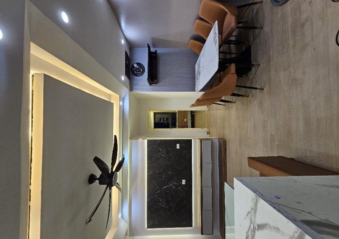 Bán Chung Cư Rice City Sồng Hồng, Phố Gia Quất, Long Biên 70m2, giá 3,8 tỷ -	Căn chung cư với nội thất thiết kế đẹp, hiện đại gồm 1 phòng khách, 1 phò