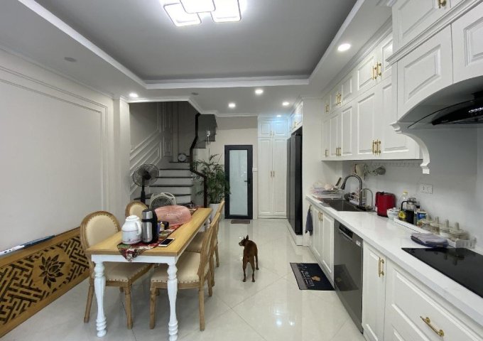 BÁN NHÀ ĐÀM QUANG TRUNG LONG BIÊN, MỚI, ĐẸP, 6 TẦNG, 5.15 TỶ