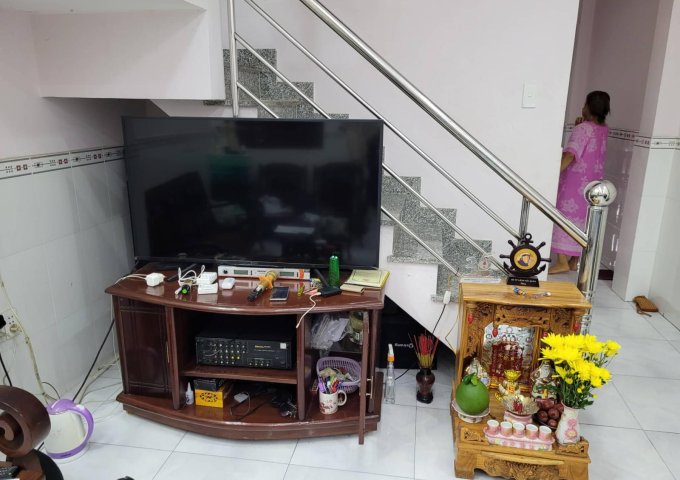 Bán nhà Tân Bình HXH 99m2  hẻm ô tô sát mặt tiền nở hậu 9m 3 tầng Năm Châu chỉ 8.7  tỷ.