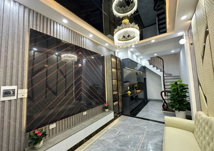 NÚI TRÚC, BA ĐÌNH, NGÕ THÔNG, Ô TÔ ĐỖ CỬA,KINH DOANH , HIẾM NHÀ BÁN 26M2 X 5 TẦNG MẶT TIỀN 3M GIÁ 7,9 TỶ