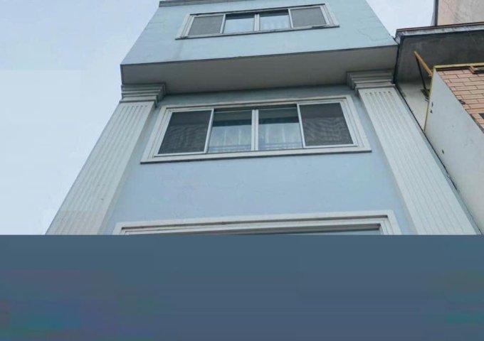 Cho thuê biệt thự góc 2 mặt tiền đường Hoàng Sa, Phường 5, Tân Bình