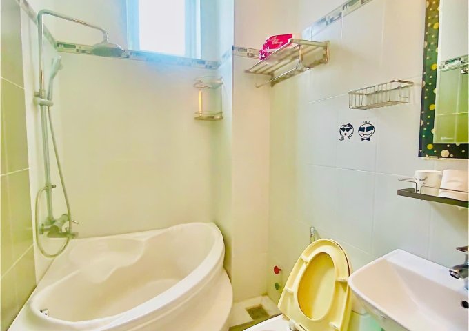 Cho thuê biệt thự góc 2 mặt tiền đường Hoàng Sa, Phường 5, Tân Bình